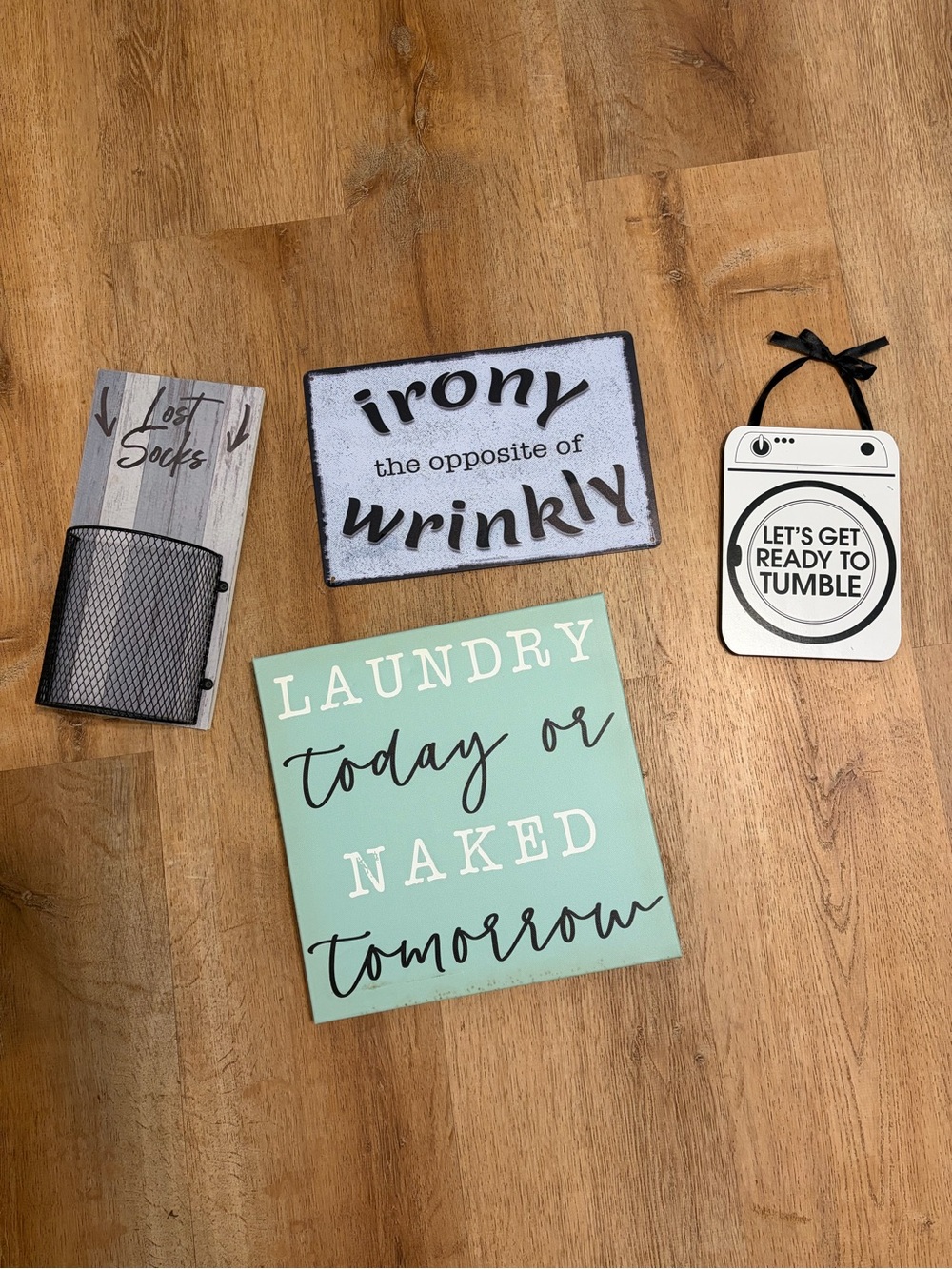 Laundry Wall Décor Lot